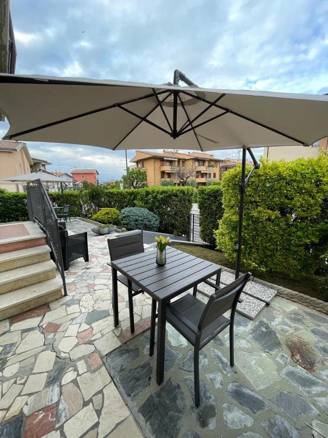La Mirage Apartment Desenzano del Garda Exterior foto