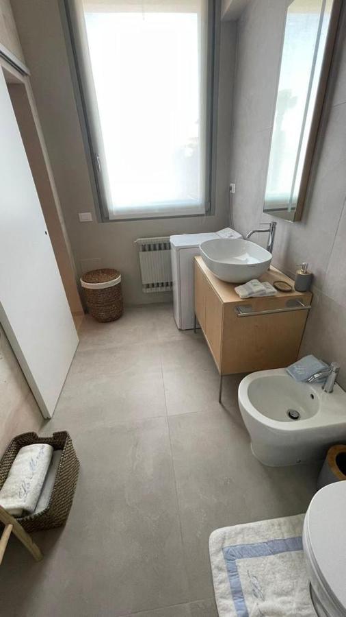 La Mirage Apartment Desenzano del Garda Exterior foto