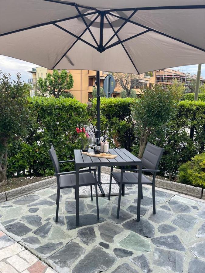 La Mirage Apartment Desenzano del Garda Exterior foto